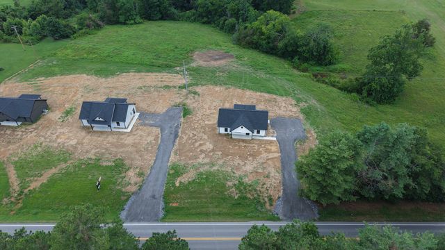 4701 Scottsville Rd, Lafayette, TN 37083