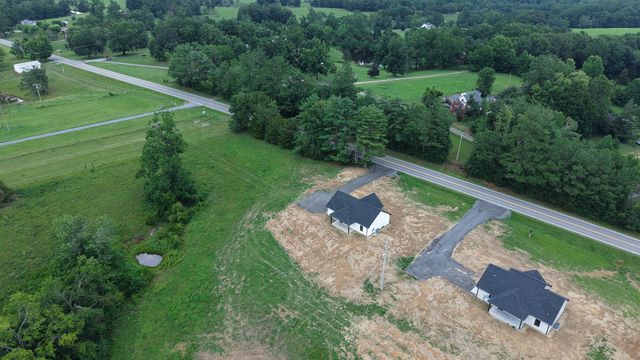4701 Scottsville Rd, Lafayette, TN 37083