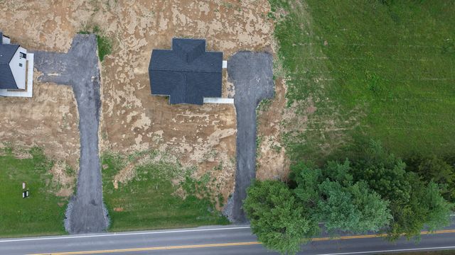 4701 Scottsville Rd, Lafayette, TN 37083