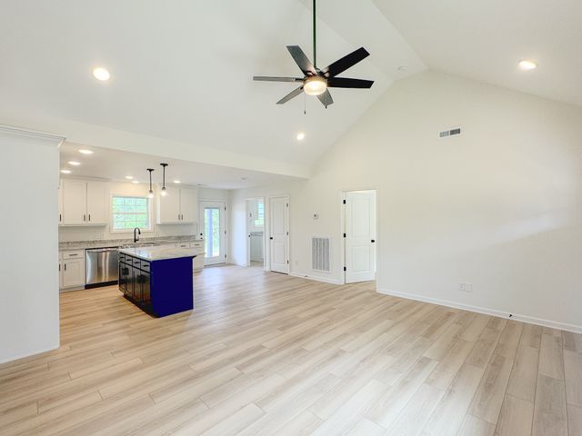 4701 Scottsville Rd, Lafayette, TN 37083