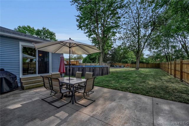 250 Roncroff Drive, North Tonawanda, NY 14120