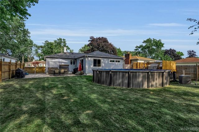 250 Roncroff Drive, North Tonawanda, NY 14120