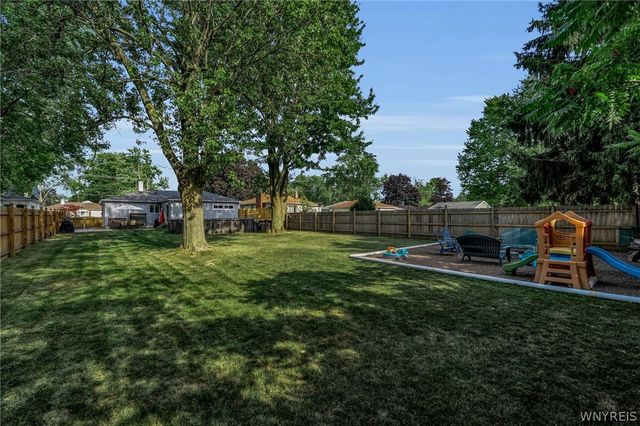 250 Roncroff Drive, North Tonawanda, NY 14120