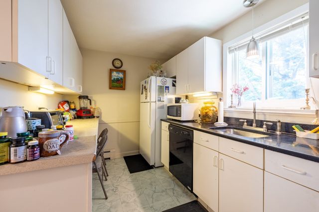 2 Colonial Dr. C2-5, Andover, MA 01810