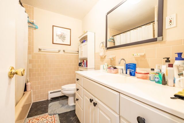 2 Colonial Dr. C2-5, Andover, MA 01810