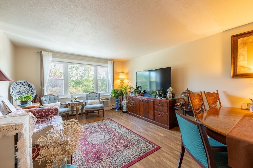 2 Colonial Dr. C2-5, Andover, MA 01810