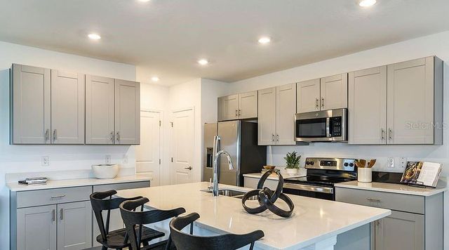 7315 CAPSTONE DRIVE, Groveland, FL 34736