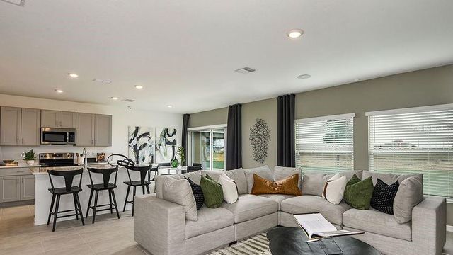 7315 CAPSTONE DRIVE, Groveland, FL 34736