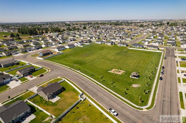 4311 E Arcadia Road, Idaho Falls, ID 83401