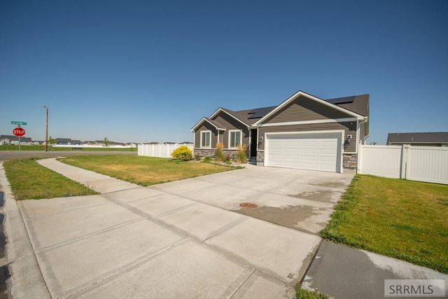 4311 E Arcadia Road, Idaho Falls, ID 83401