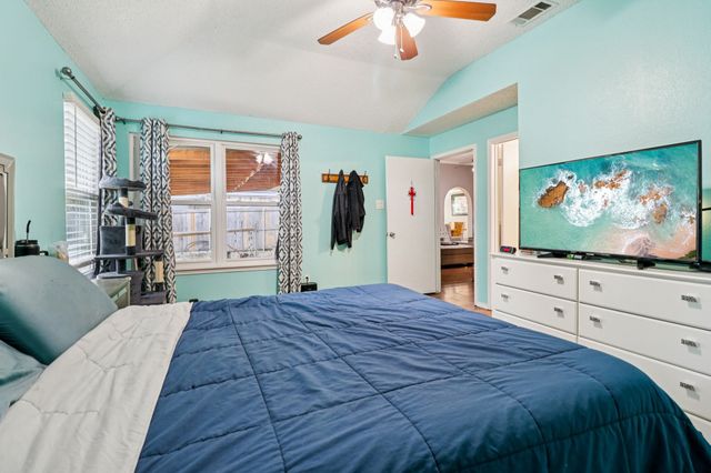 1103 Trenton Lane, Euless, TX 76040