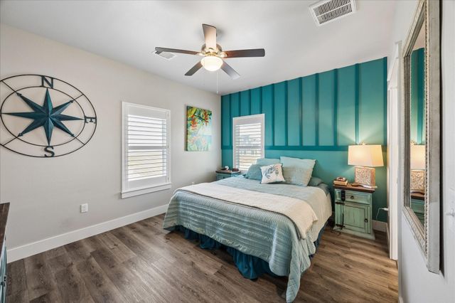 3811 Kiva Road, Galveston, TX 77554