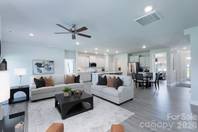 134 Swan Park Lane 17, Statesville, NC 28625