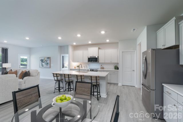 134 Swan Park Lane 17, Statesville, NC 28625