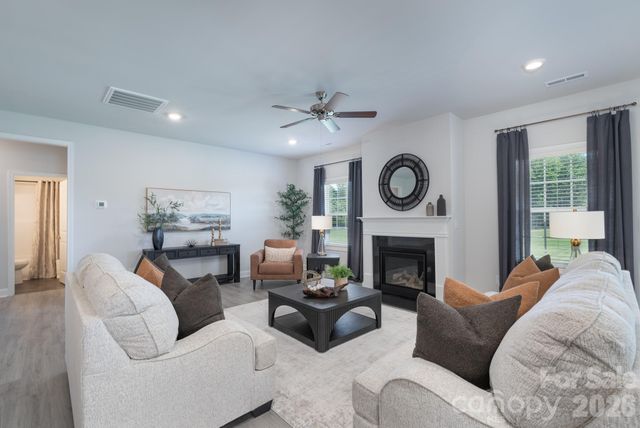 134 Swan Park Lane 17, Statesville, NC 28625