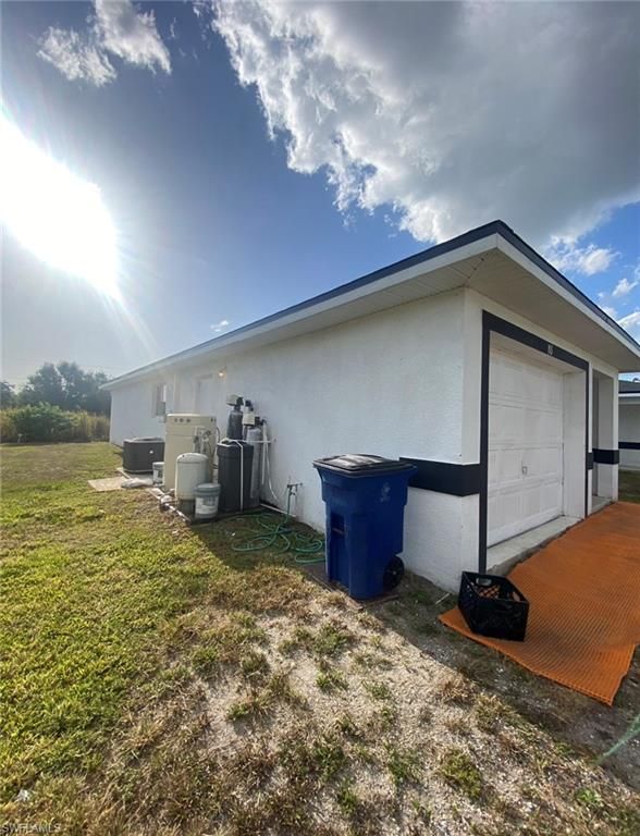 116/118 Gordon AVE S, LEHIGH ACRES, FL 33973 — photo 2