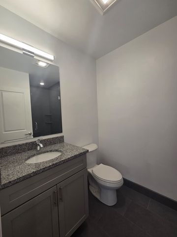 165 Hawthorne Broadway 204, Chelsea, MA 02150