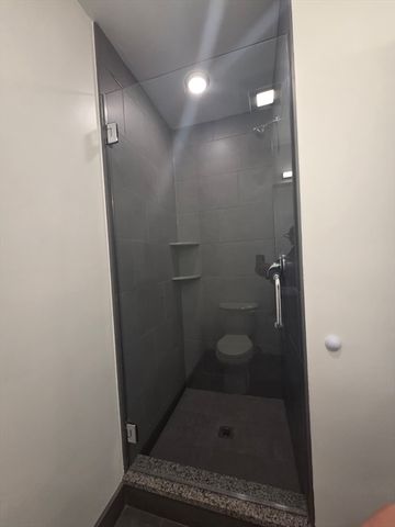 165 Hawthorne Broadway 204, Chelsea, MA 02150