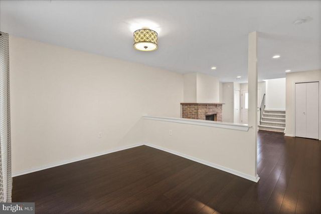 32 LAFAYETTE LN, Cherry Hill, NJ 08003