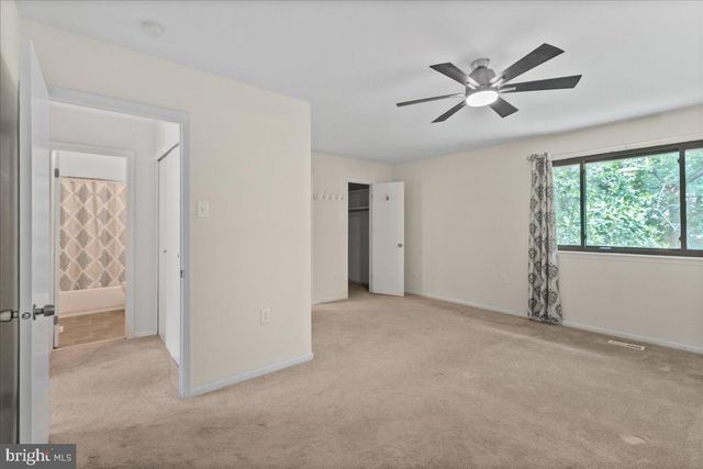 32 LAFAYETTE LN, Cherry Hill, NJ 08003