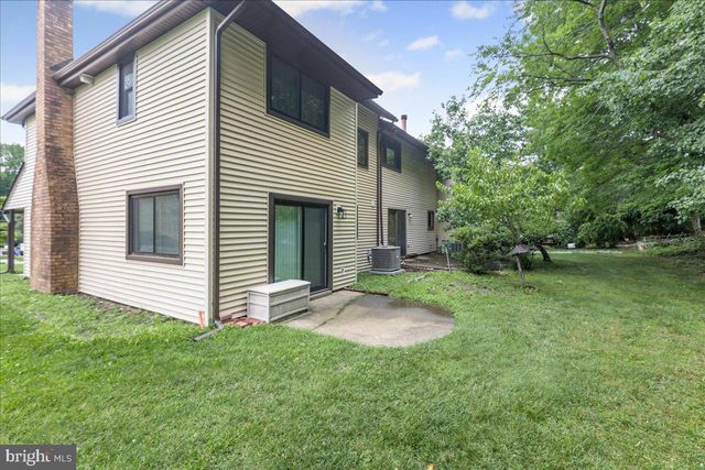 32 LAFAYETTE LN, Cherry Hill, NJ 08003