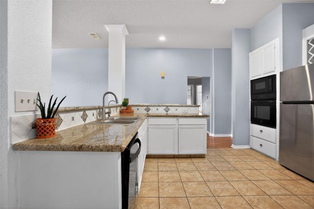 7435 Marble Glen Lane, Houston, TX 77095