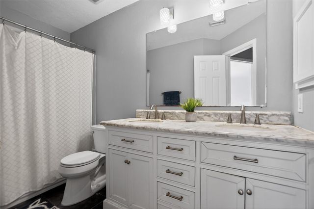 7435 Marble Glen Lane, Houston, TX 77095