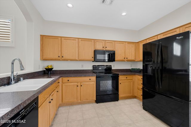 38868 S Carefree Drive, Tucson, AZ 85739