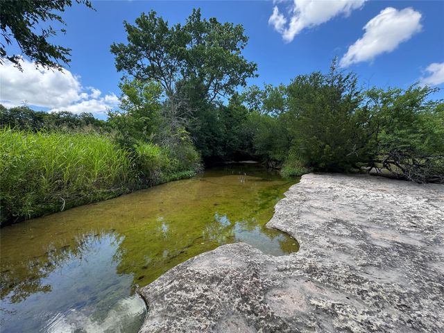 835 County Road 3715, Gober, TX 75443