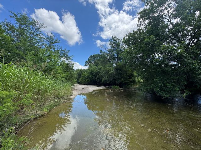 835 County Road 3715, Gober, TX 75443