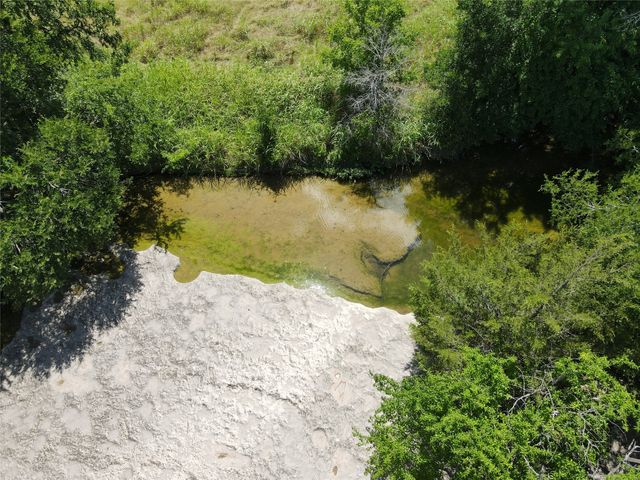 835 County Road 3715, Gober, TX 75443