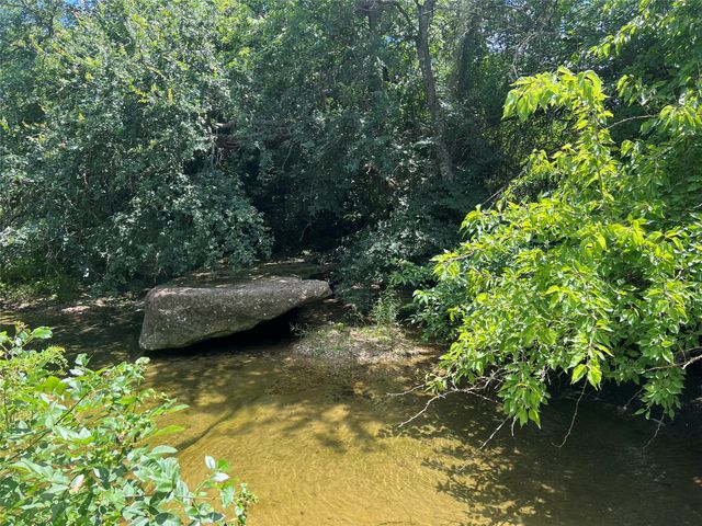 835 County Road 3715, Gober, TX 75443