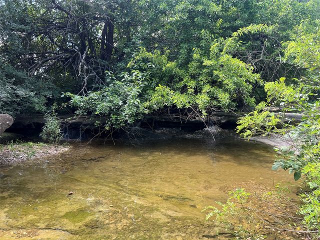 835 County Road 3715, Gober, TX 75443