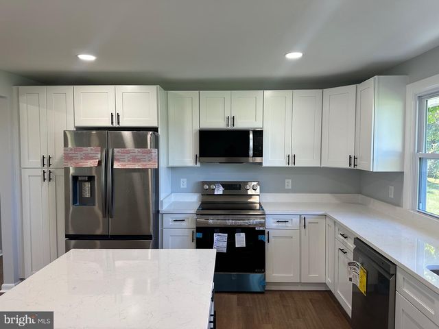 9215 WILLS RD, Bel Alton, MD 20611