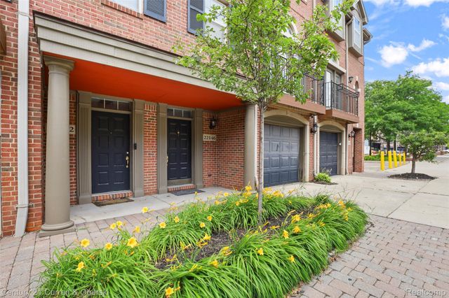 22146 W Village, Dearborn, MI 48124