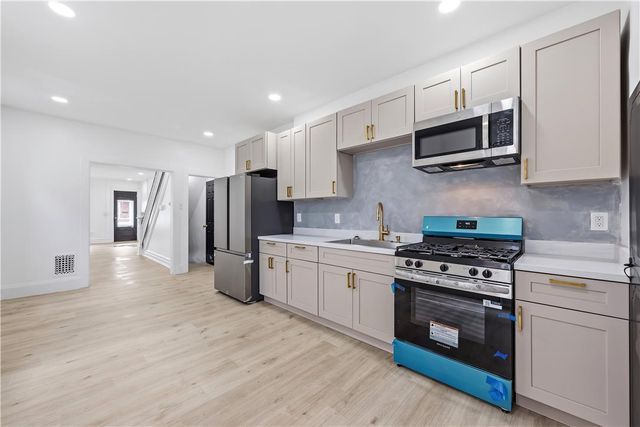 1319 Turner Street, Allentown City, PA 18102