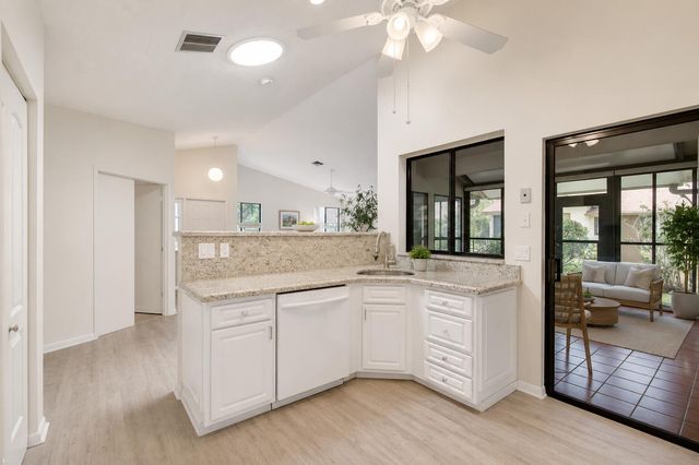 1320 NW 29th Avenue D, Delray Beach, FL 33445