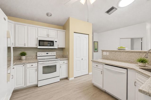 1320 NW 29th Avenue D, Delray Beach, FL 33445