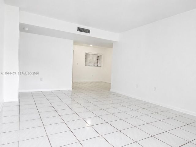 13020 SW 92nd Avenue A106, Miami, FL 33176