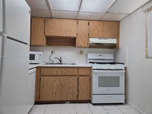13020 SW 92nd Avenue A106, Miami, FL 33176