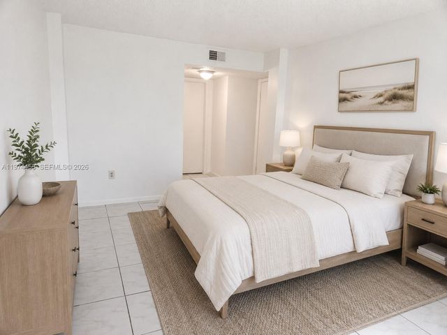 13020 SW 92nd Avenue A106, Miami, FL 33176