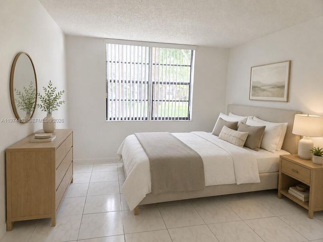 13020 SW 92nd Avenue A106, Miami, FL 33176