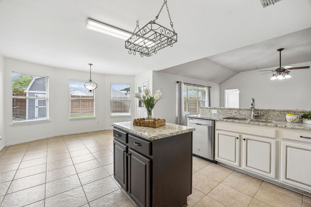 413 Highview Circle, Royse City, TX 75189