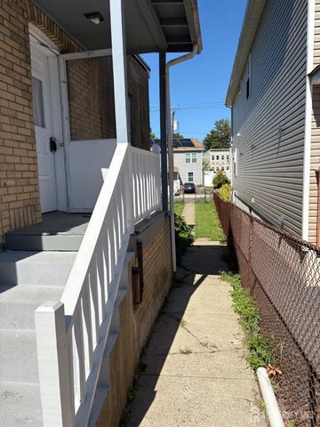 363 Garretson Avenue, Perth Amboy, NJ 08861