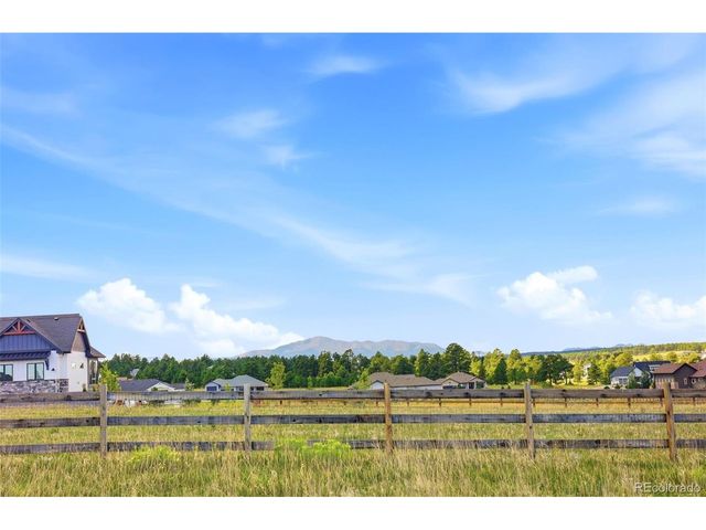 11726 Rambling Rd, Colorado Springs, CO 80908