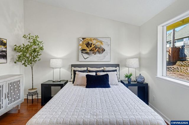 735 22nd Av NW, Salem, OR 97304