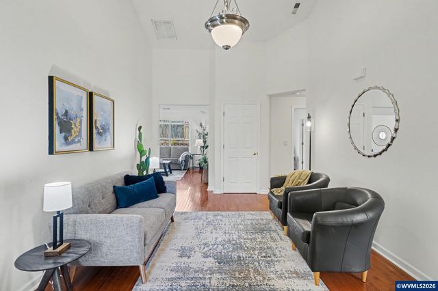 735 22nd Av NW, Salem, OR 97304