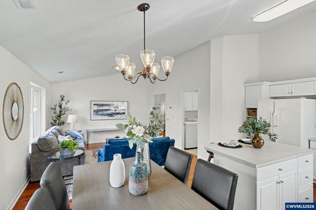 735 22nd Av NW, Salem, OR 97304