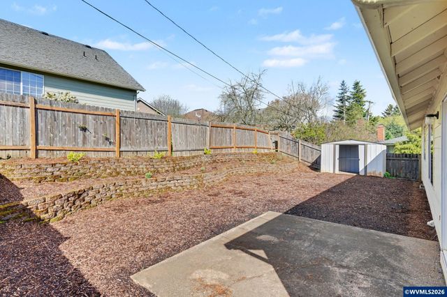 735 22nd Av NW, Salem, OR 97304