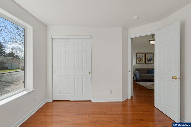 735 22nd Av NW, Salem, OR 97304